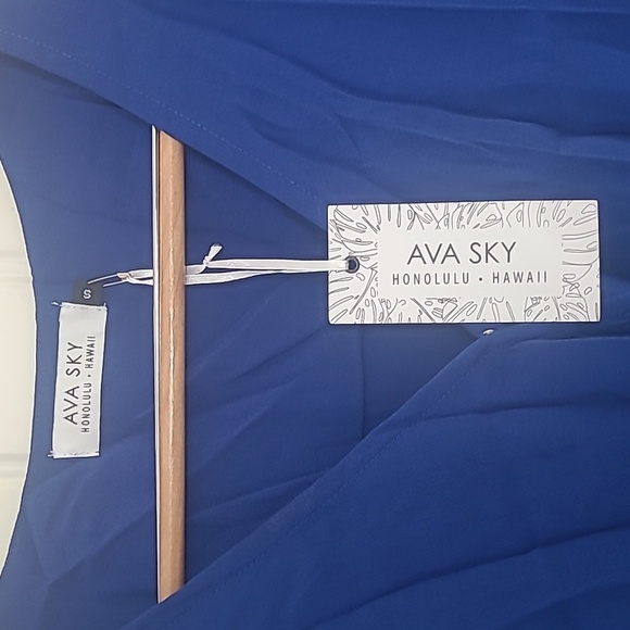 Ava Sky Flowy Blue Blouse - Picture 2 of 6